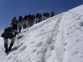 Hiking in the snow 